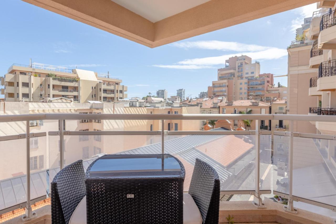 Luxury Studio Renovated 2024 With Free Parking Beausoleil Eksteriør bilde